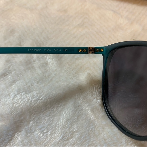 Green Fossil Sunglasses - Picture 5 of 10